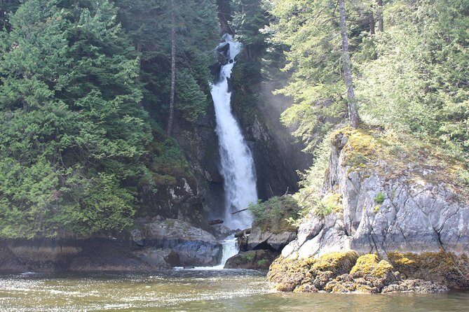 Granite Falls Zodiac Tour by Vancouver Water Adventures - Granite Falls and Silver Falls: Closest Look at the Water Action