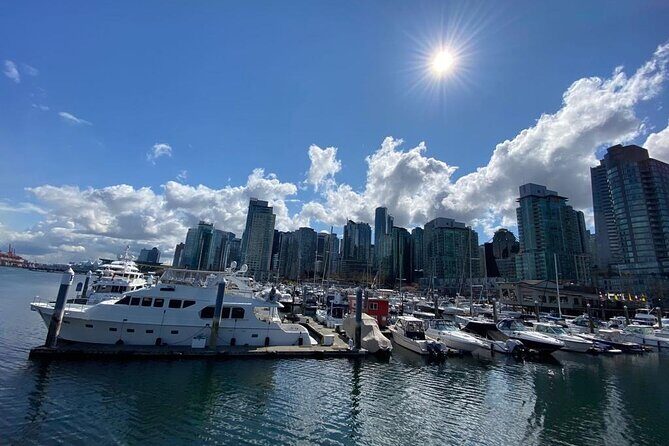Private Guided Grand City Tour in Vancouver with your luggage - North Vancouver and West Vancouver: where the city feels like it stretches forever