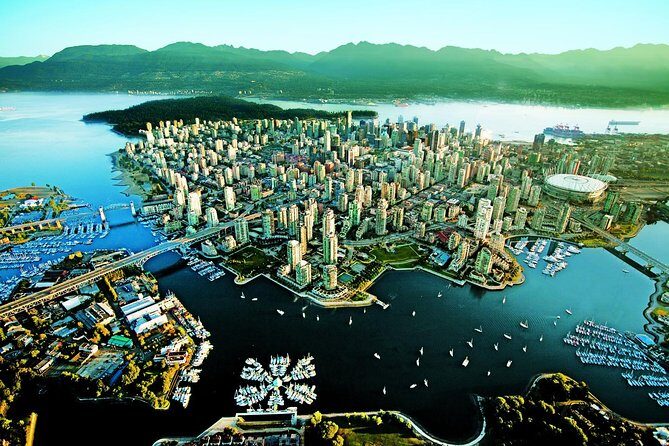 Private Tour: Vancouver Sightseeing and Capilano Suspension Bridge - Stanley Park and English Bay: the quick scenic hits that set the tone