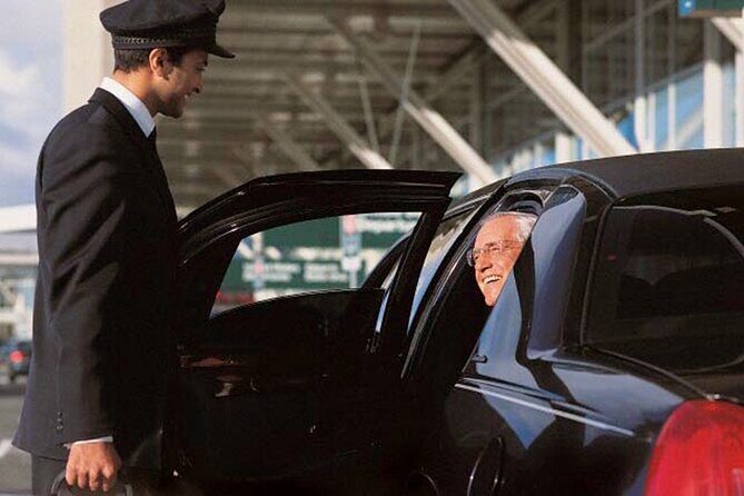Private Transfer from City of Vancouver to Vancouver Airport (YVR) - Inside the Vehicle: Clean, Well-Equipped Comfort for 30–45 Minutes