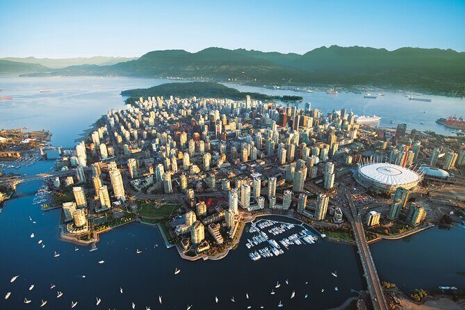 Private Transfer from City of Vancouver to Vancouver Airport (YVR) - Safety and Driver Style: What the Best Notes Emphasize