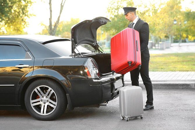 Private Transfer from Vancouver Airport (YVR) - Price and value: $44.92 per person and what you’re really buying
