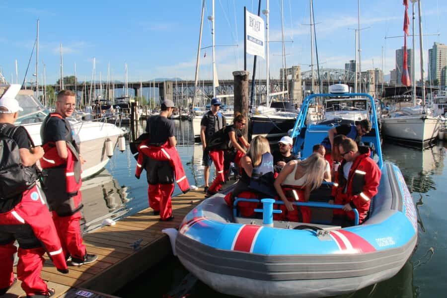 Vancouver: City and Seal Boat Tour - False Creek return: a satisfying city wrap-up