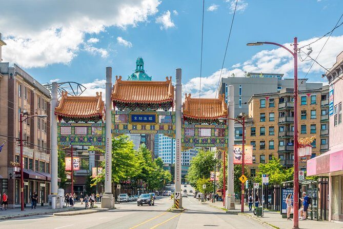 Vancouver City Sightseeing Tour: Granville Island & Stanley Park - Granville Island Public Market: The Stop That Turns the Day Into a Real Getaway