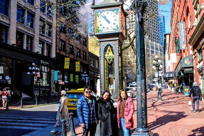 Vancouver Cruise Transfers/ Pre & Post Cruise City Sightseeing Tour Private - Granville Island: markets, shopping, and where to plan your meal