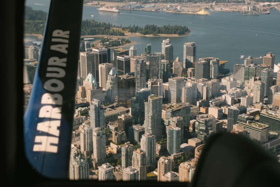 Vancouver: Extended Scenic Panorama Seaplane Tour - The route twist: do you get narration or not?