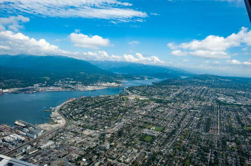 Vancouver: Extended Scenic Panorama Seaplane Tour - Back over downtown: BC Place and Science World at TELUS