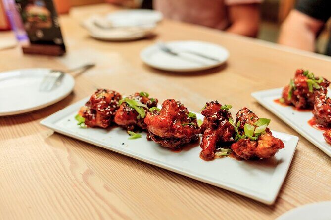 Vancouver Food Tour with 6 Tastings of Sushi, Chocolate, and more - Maple Tree Squares: Founder of Gastown, 30 Minutes of Perspective