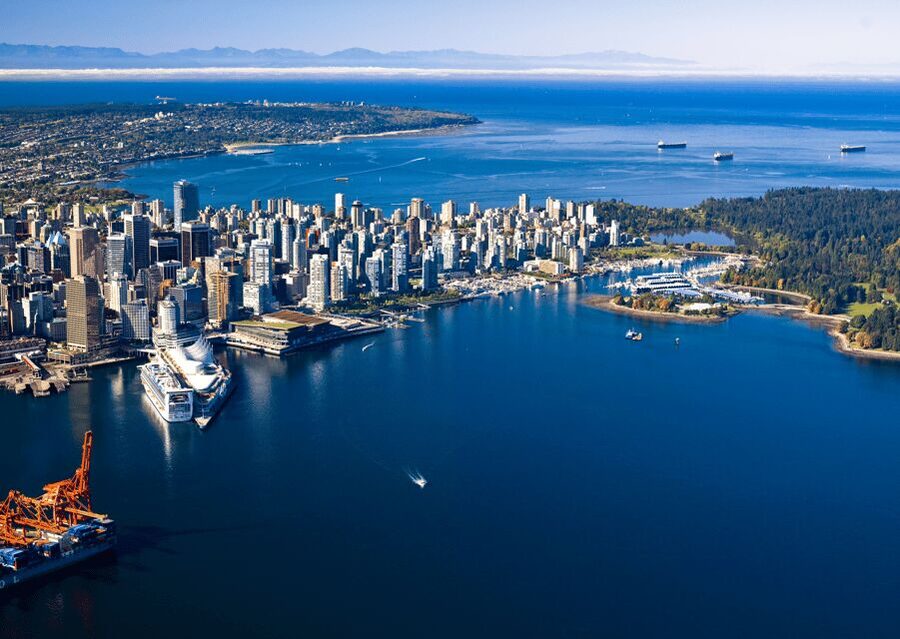 Vancouver Harbor Sightseeing Cruise - What the Boat Experience Feels Like: Narration, Bar Drinks, and Snacking