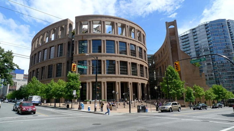 Vancouver Highlights 4-Hour Private Tour - Price and logistics: what $548 per group up to 3 really buys