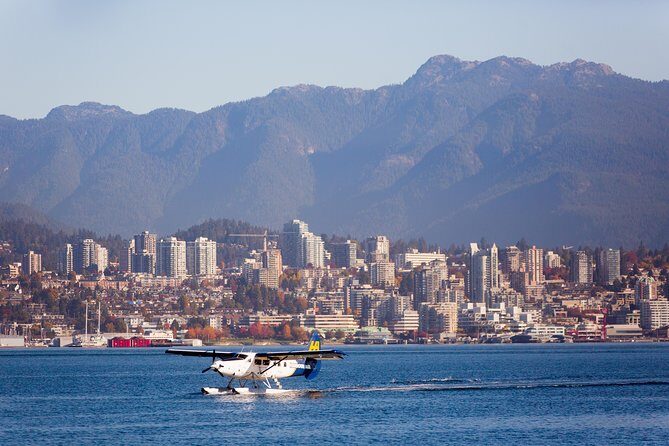 Vancouver Panorama Scenic Seaplane Tour - Horseshoe Bay and Bowen Island: The Pacific-Side Snapshot