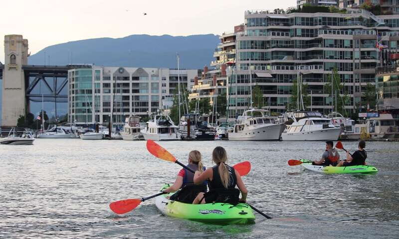 Vancouver: Smooth Classic Kayak Tour - The Flow of the Tour: From Calm Start to Classic City Views