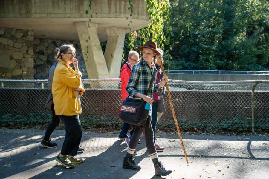 Vancouver: The Dark Secrets of Stanley Park Tour - Totem poles, seawall moments, and Downtown/Lions Gate views