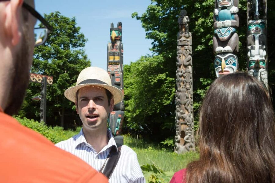 Vancouver: The Dark Secrets of Stanley Park Tour - Pace, comfort, and what 2 hours actually feels like