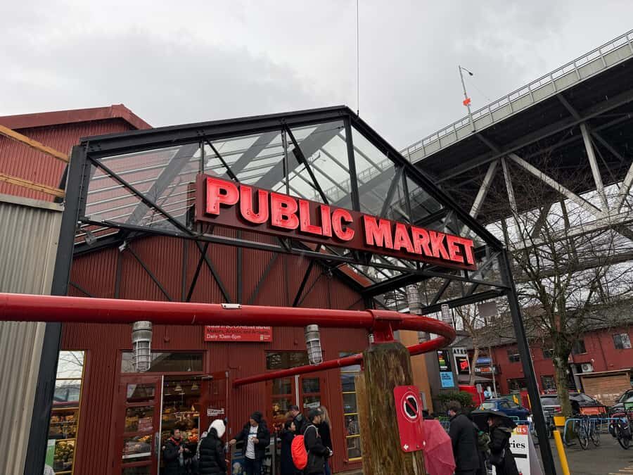 Vancouver Tour/Car/Grandville Island/Queen Elizabeth/China T - Pick-up at Burrard SkyTrain: start in the right place