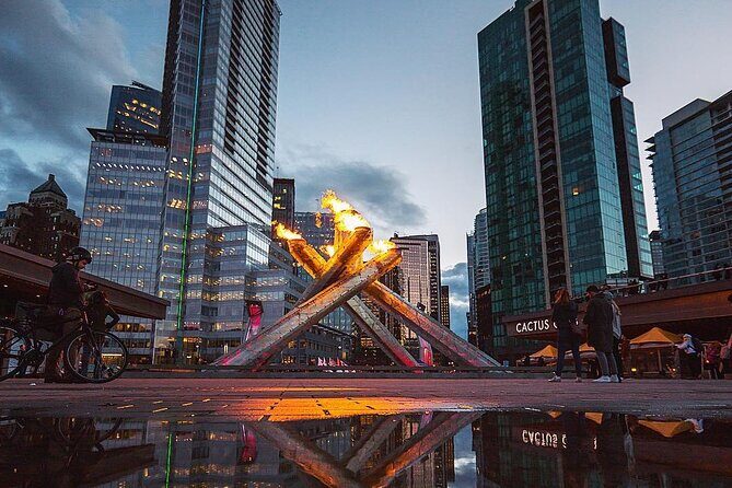 Vancouver Tours,See the City highlights at your pace - Queen Elizabeth Park: short time, high views