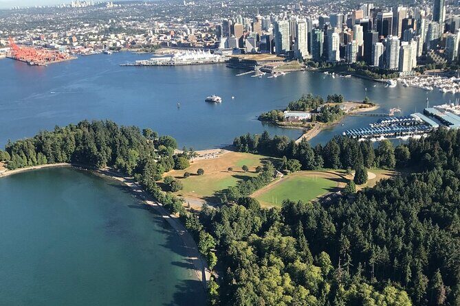 Vancouver Tours,See the City highlights at your pace - Hotel pickup in downtown Vancouver: small detail, big payoff