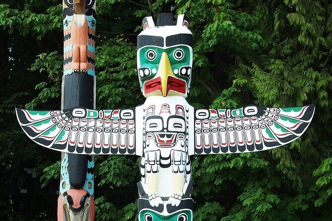 Vancouver's Finest Private Sightseeing Tour - Stanley Park in one hour: rainforest, ocean views, and the Seawall