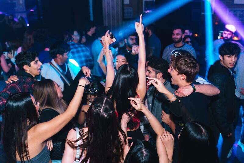 West Coast Party Crawl - Route A - Route overview: four venues, free shots, and VIP cover