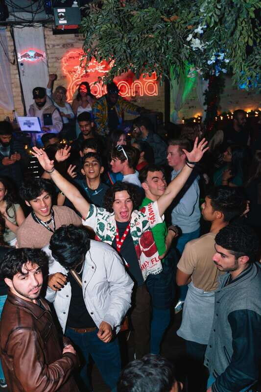 West Coast Party Crawl - Route B - How the Route B bar-to-club flow really works